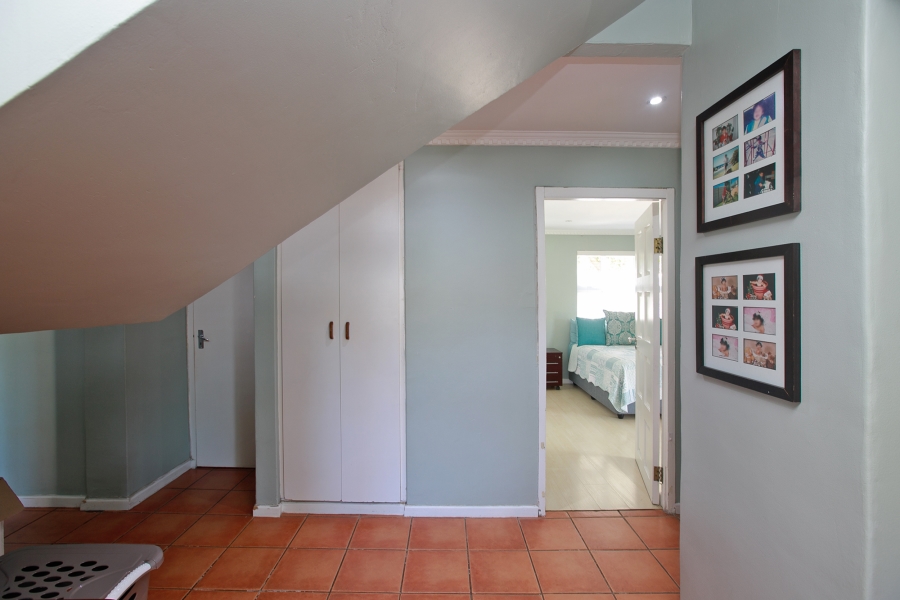 5 Bedroom Property for Sale in Claremont Western Cape